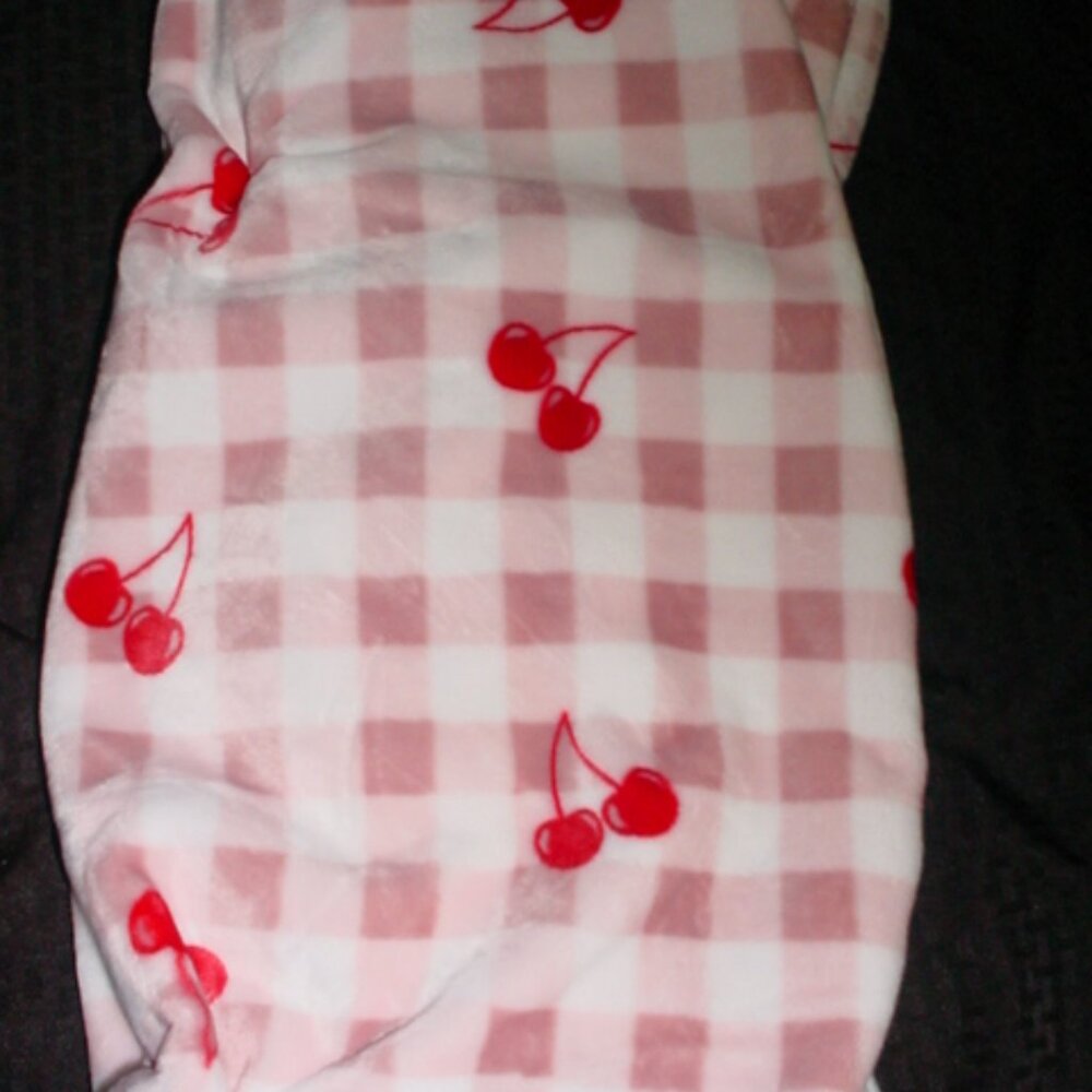 LUMINA LOU NWT Velvet Plush Throw Blanket Pink Checkered Cherries